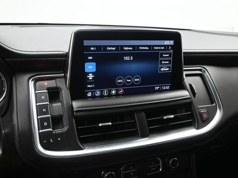 Used 2021 Chevrolet Tahoe Z71 w/ Z71 Signature Package AWD/4WD image 14