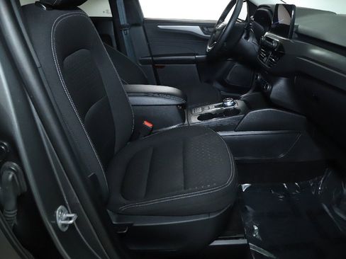 Used 2025 Ford Escape Active image 35