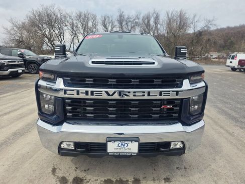 Used 2022 Chevrolet Silverado 2500 LT w/ Convenience Package image 14