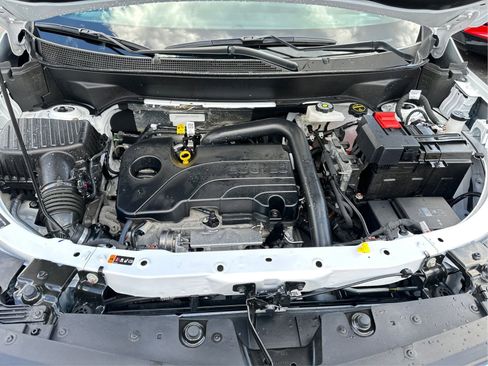 Used 2026 Chevrolet Equinox LT AWD/4WD image 23