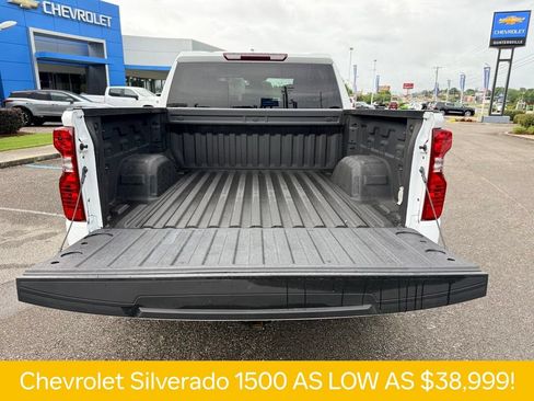 Used 2023 Chevrolet Silverado 1500 Custom AWD/4WD image 11