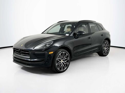 New 2026 Porsche Macan AWD/4WD image 1