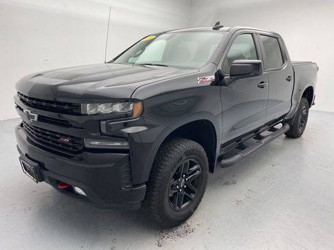 Used 2020 Chevrolet Silverado 1500 LT Trail Boss image 6