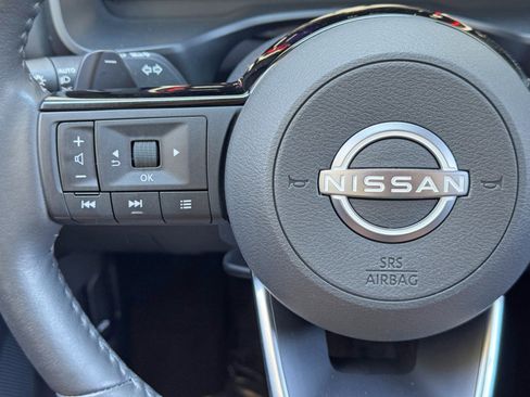 Used 2024 Nissan Rogue SL w/ SL Premium Package FWD image 21