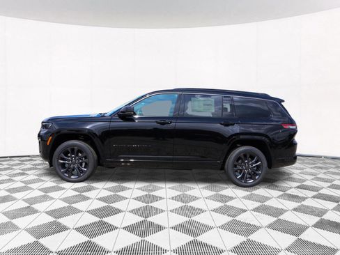 New 2026 Jeep Grand Cherokee L Limited AWD/4WD image 8
