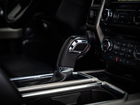 Certified 2018 Ford F150 Lariat image 16