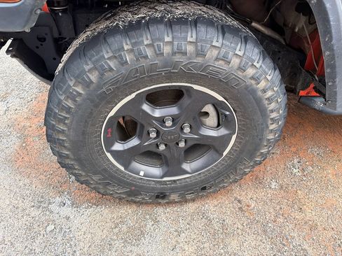Used 2019 Jeep Wrangler Sport AWD/4WD image 11