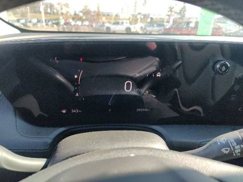 Used 2025 Buick Encore GX Preferred image 18