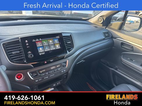 Used 2023 Honda Passport TrailSport image 22