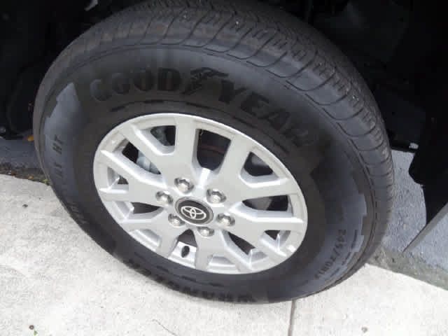 Used 2026 Toyota Tacoma SR5 AWD/4WD image 16