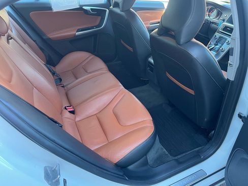 Used 2018 Volvo S60 T5 Inscription AWD/4WD image 24