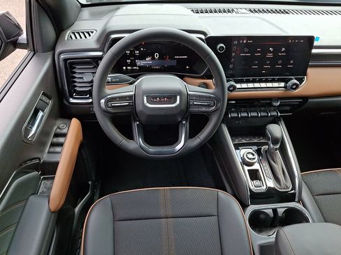 New 2026 GMC Canyon AT4 AWD/4WD image 7