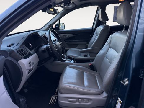 Used 2016 Honda Pilot Elite image 10