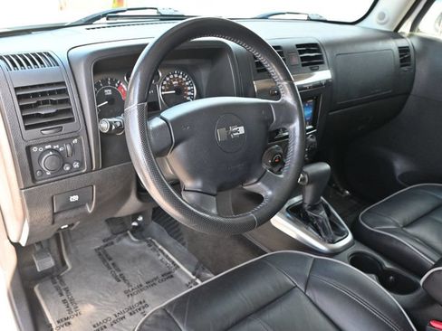 Used 2006 HUMMER H3 AWD/4WD image 9