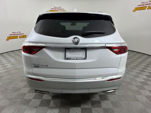 Used 2023 Buick Enclave Essence FWD image 4
