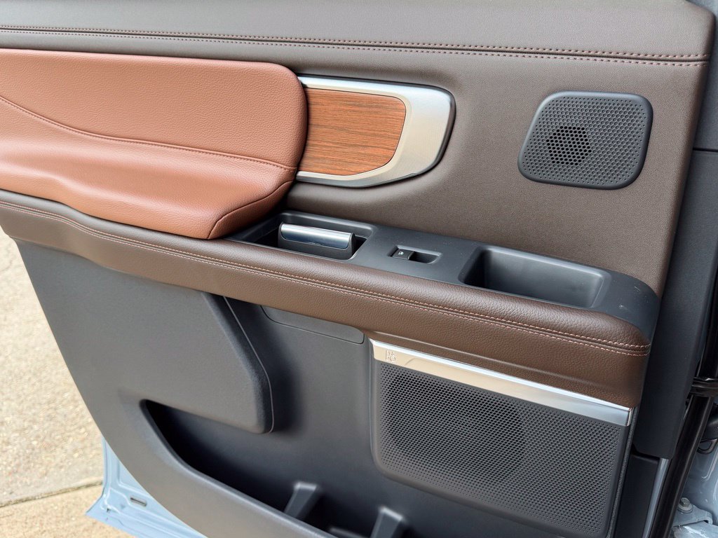 New 2027 Ford Expedition Max King Ranch RWD image 24