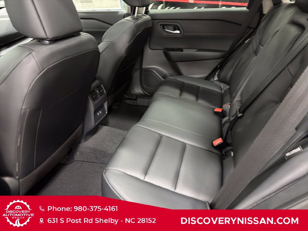 New 2026 Nissan Rogue Dark Armor AWD/4WD image 29