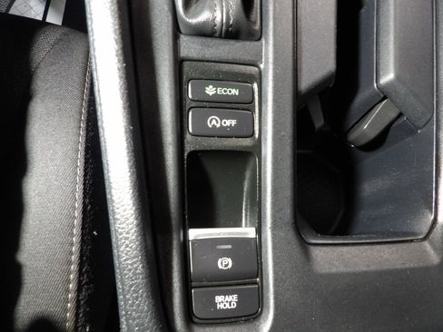 Used 2023 Honda Accord EX image 15