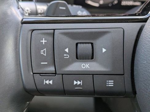 Used 2023 Nissan Pathfinder Platinum w/ Cargo Package image 21