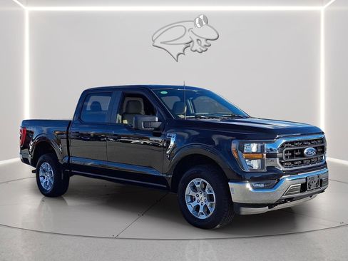 Used 2023 Ford F150 XLT AWD/4WD image 7