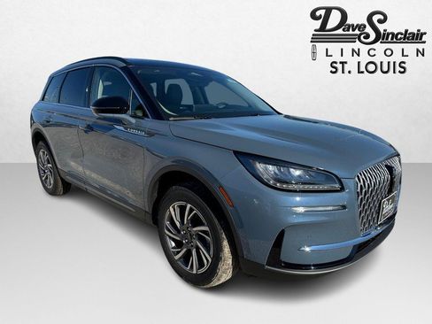 New 2025 Lincoln Corsair AWD w/ Equipment Group 101A image 3