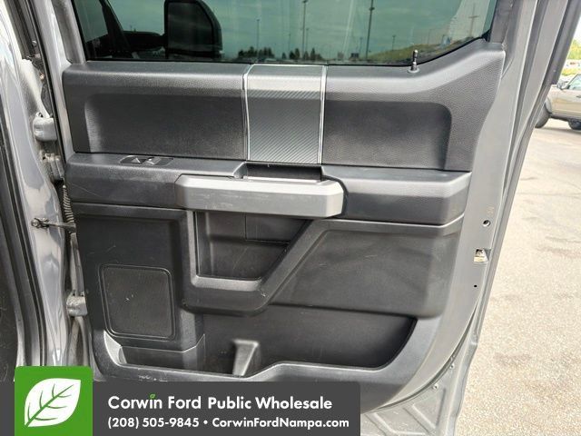 Used 2018 Ford F150 XLT w/ Equipment Group 302A Luxury AWD/4WD image 14