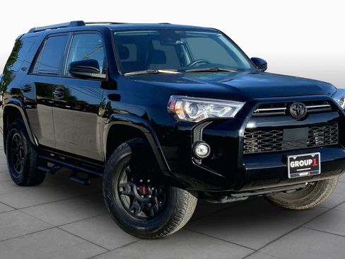 Used 2023 Toyota 4Runner SR5 AWD/4WD image 2