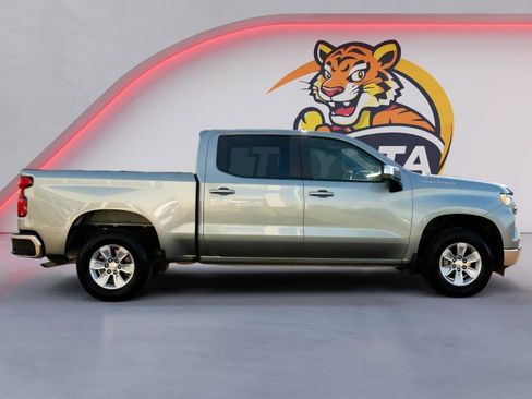 Used 2025 Chevrolet Silverado 1500 LT image 4