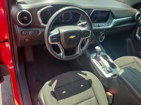 Used 2020 Chevrolet Blazer LT FWD image 17
