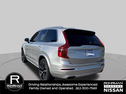 Used 2021 Volvo XC90 T6 Momentum w/ Protection Package Premier AWD/4WD image 10