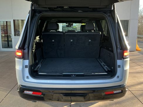 Used 2024 Jeep Grand Wagoneer L Series II w/ Quick Order Packagew 28T image 24