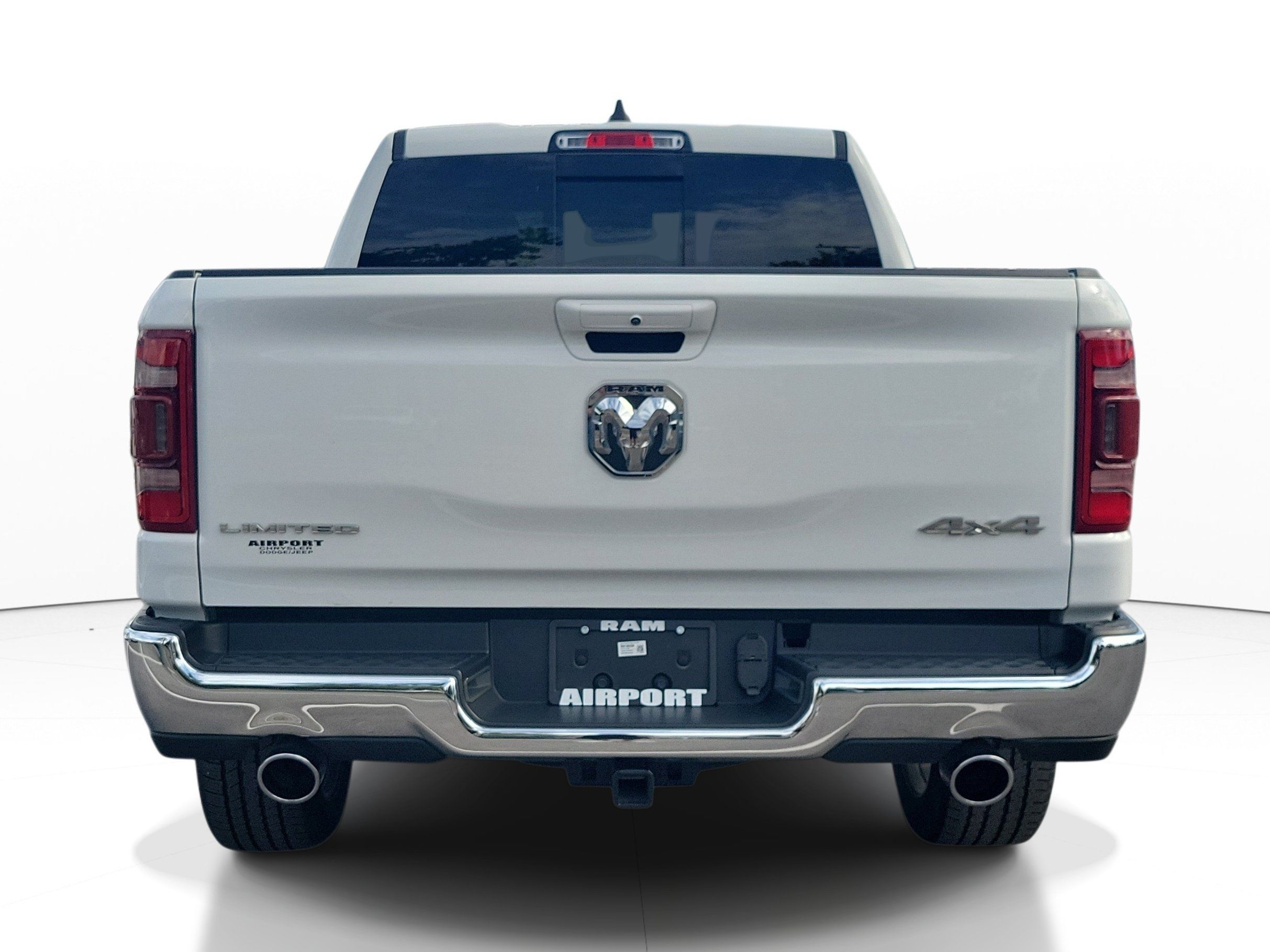 Used 2024 RAM 1500 Limited AWD/4WD image 4