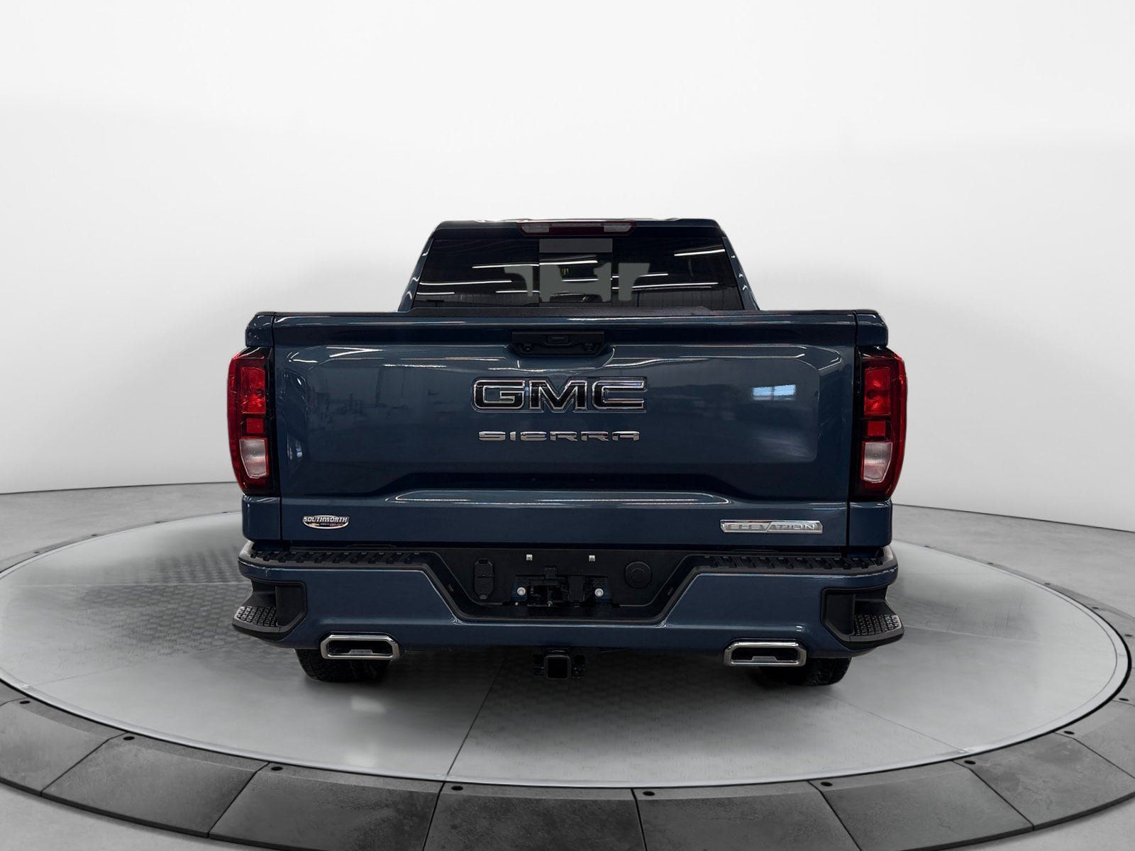 Used 2024 GMC Sierra 1500 Elevation w/ Preferred Package AWD/4WD image 6