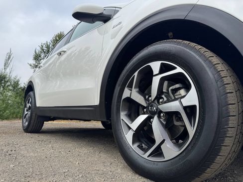 Used 2022 Kia Sportage LX AWD/4WD image 39