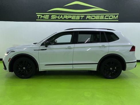 Used 2022 Volkswagen Tiguan SE R-Line FWD image 6