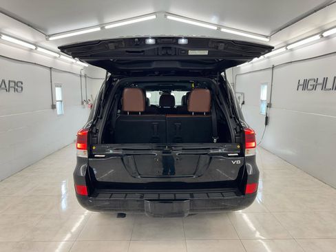 Used 2021 Toyota Land Cruiser AWD/4WD image 7