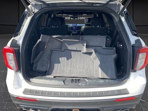 Used 2021 Ford Explorer ST w/ Equipment Group 401A image 4