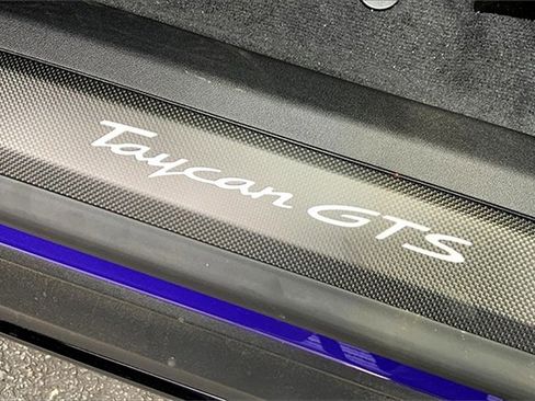 New 2025 Porsche Taycan GTS image 38