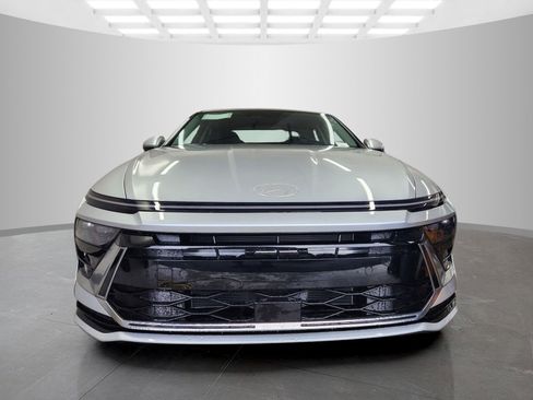 New 2026 Hyundai Sonata SEL FWD image 2