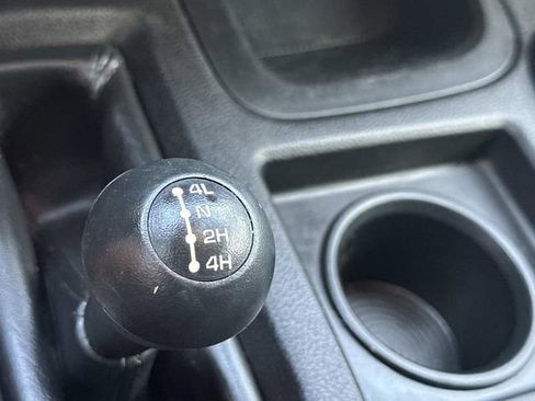 Used 2015 RAM 2500 Tradesman w/ Chrome Appearance Group image 18