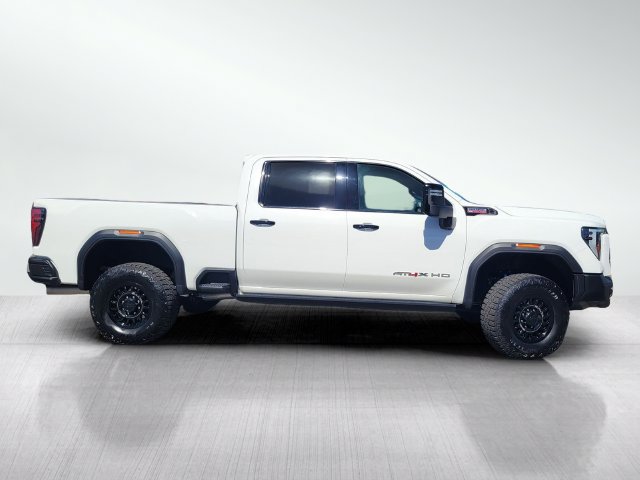Used 2025 GMC Sierra 2500 AT4X w/ AT4X AEV Edition AWD/4WD image 3