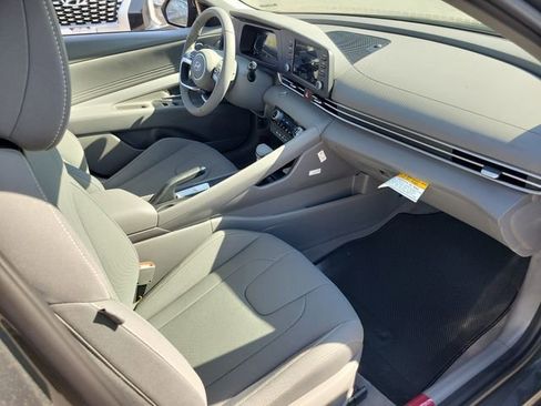 New 2026 Hyundai Elantra Sport FWD image 19