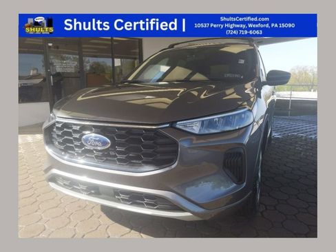 Certified 2023 Ford Escape ST-Line w/ Tech Pack #1 AWD/4WD image 1