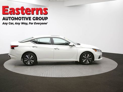 Used 2022 Nissan Altima 2.5 SV w/ SV Premium Package AWD/4WD image 42
