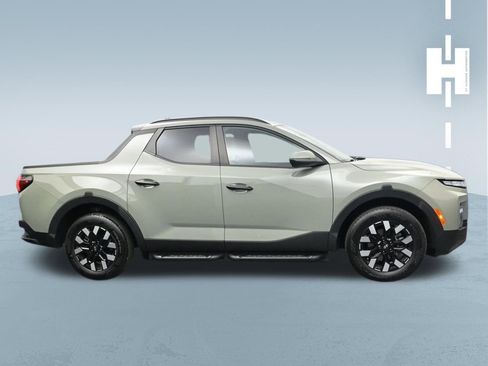 Used 2025 Hyundai Santa Cruz SEL FWD image 3