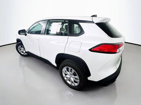 Used 2025 Toyota Corolla Cross L image 5