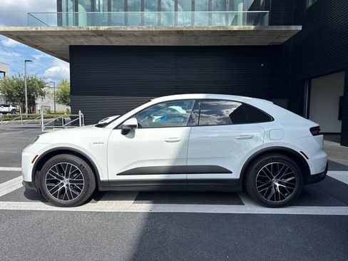 Certified 2026 Porsche Macan Electric RWD image 2