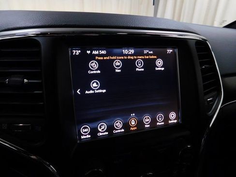 Used 2018 Jeep Grand Cherokee Limited w/ Luxury Group II image 32