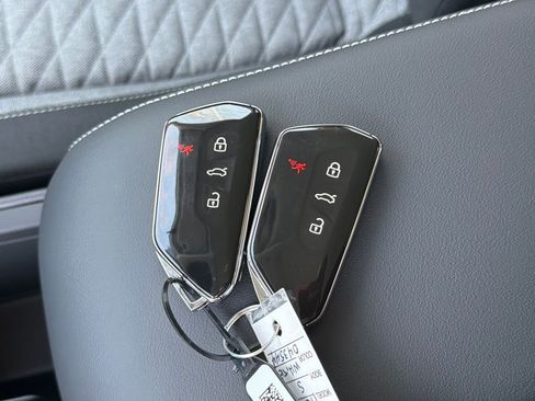 New 2026 Volkswagen Tiguan S image 24