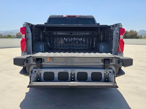 Used 2024 Chevrolet Silverado 1500 LT Trail Boss w/ Convenience Package II AWD/4WD image 14